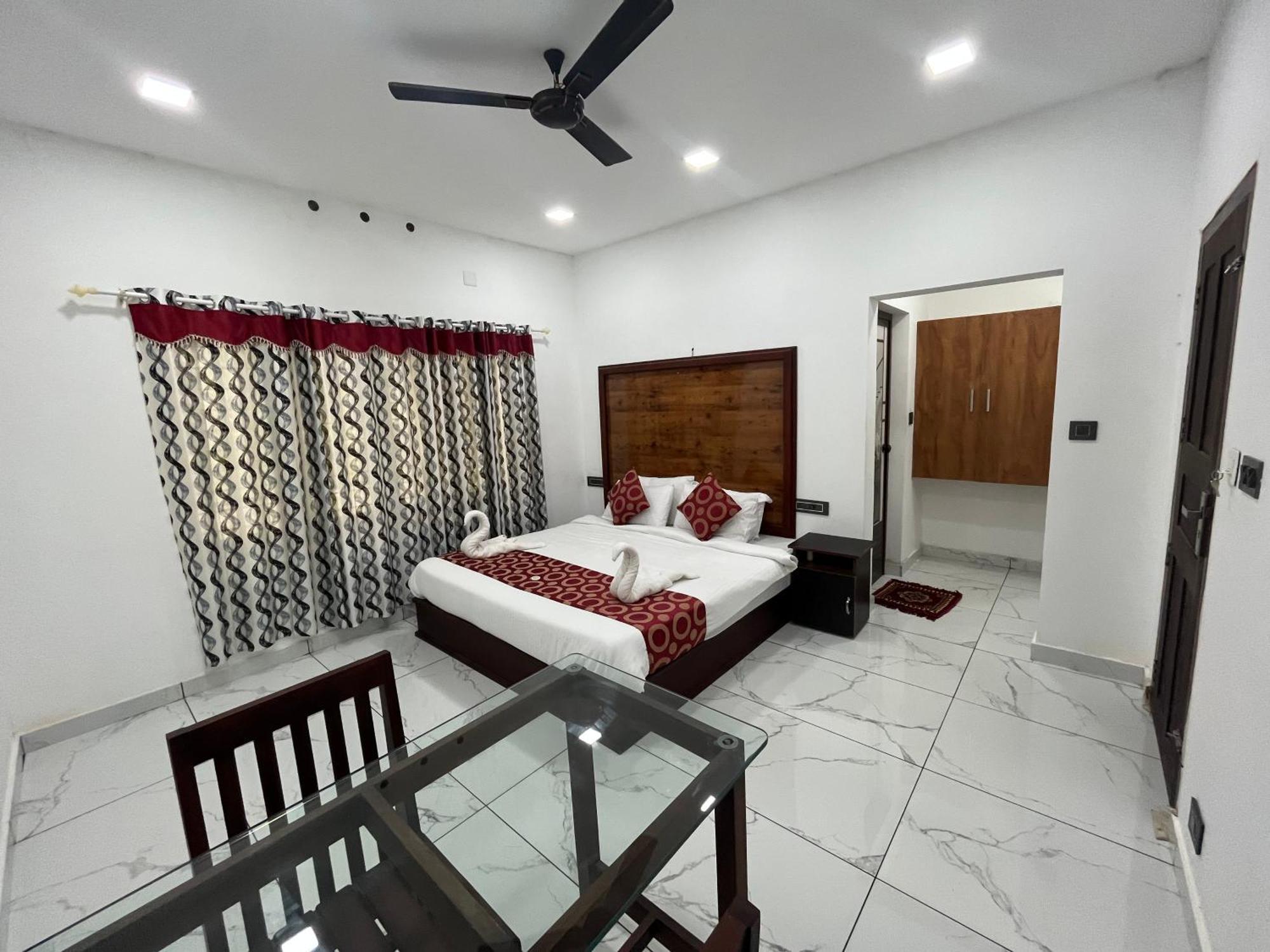 Mount Court Munnar Hotel Exterior photo