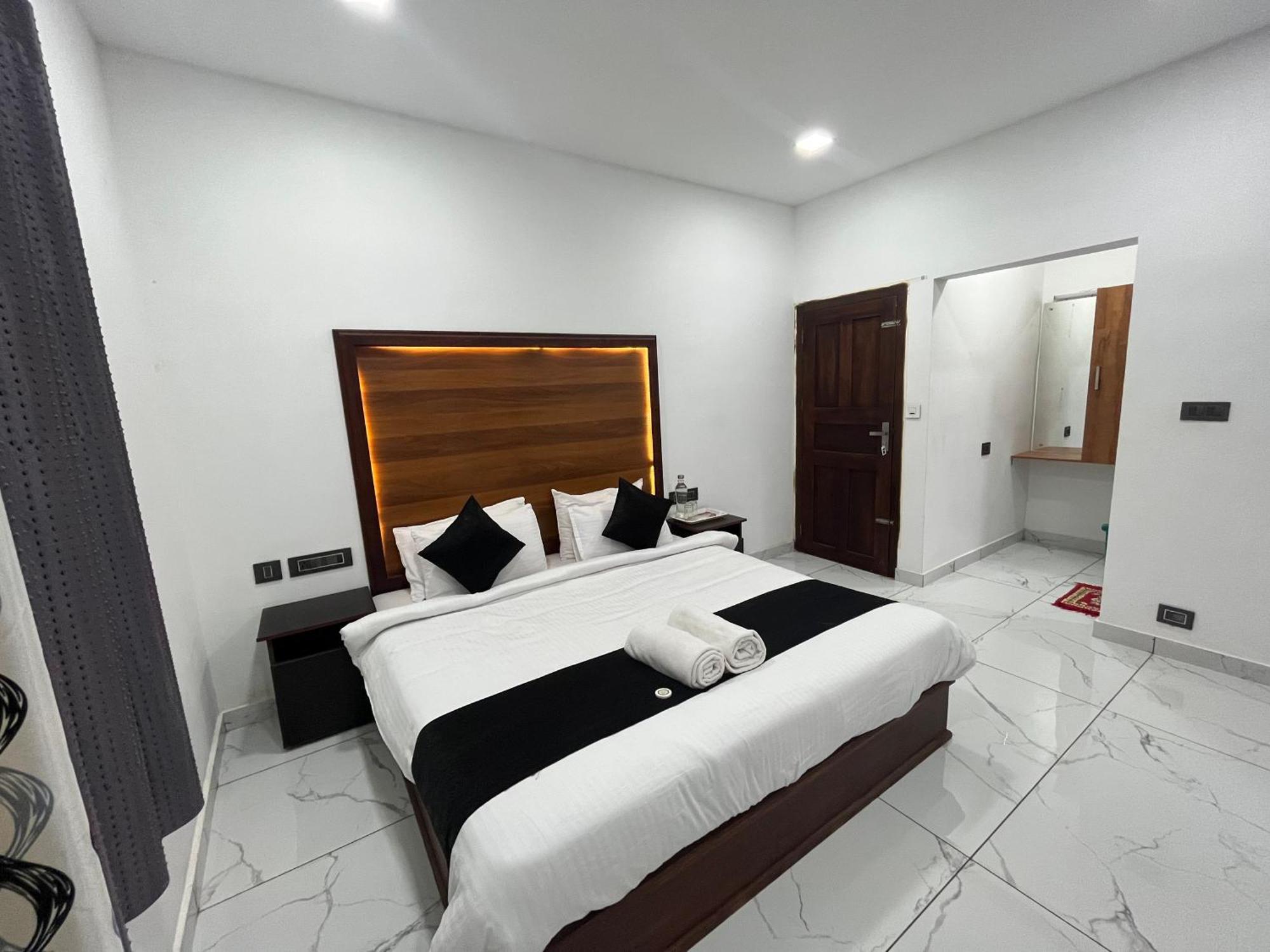Mount Court Munnar Hotel Exterior photo